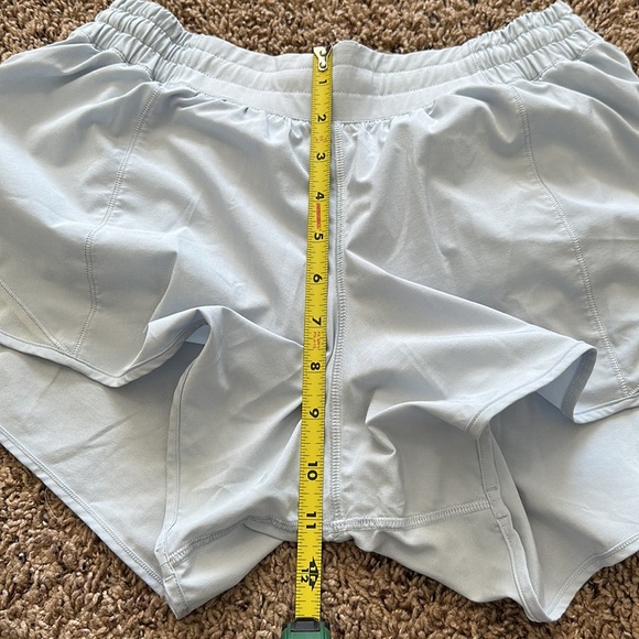 Lululemon Hotty Hot Hr High Rise Shorts Powder Blue Size 8 Tall - Picture 16 of 16